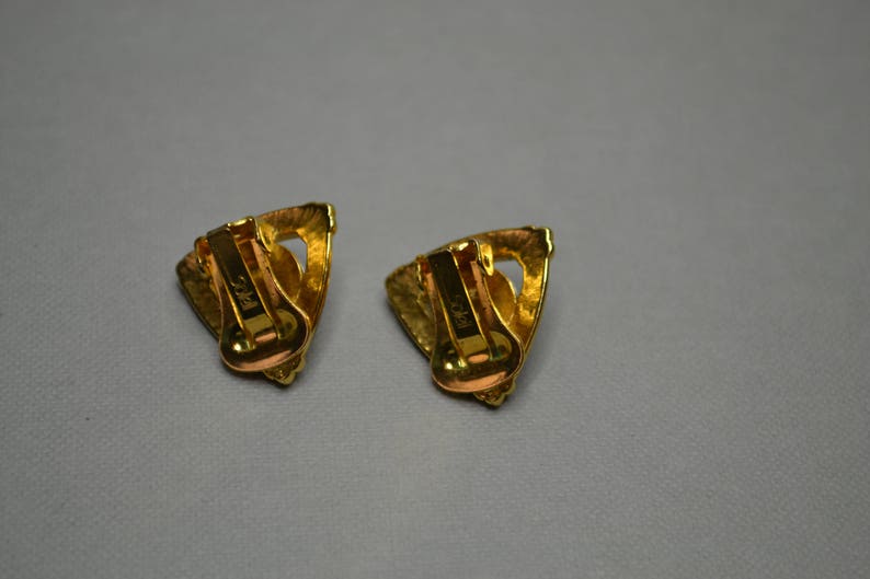 Beautiful Navy and Gold with Button Pearl Design Soleil Vintage Earrings Clip On