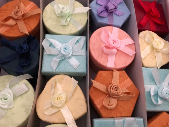 Luxurious Floral Statement Ring with Emerald, and… - image 7