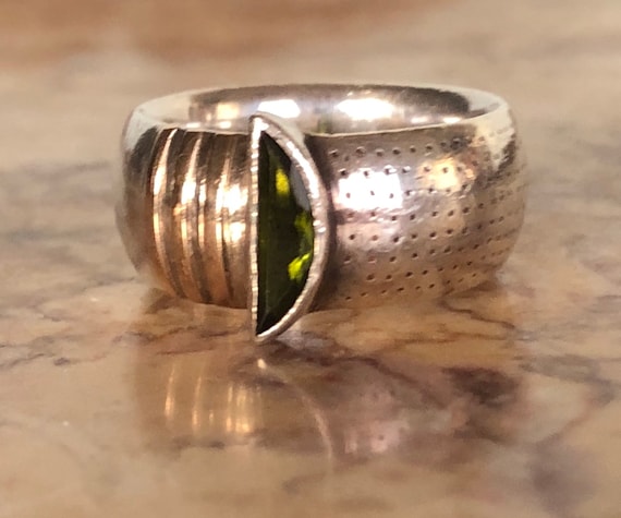 Green Quartz Half Moon Sterling Silver Band Ring - image 1