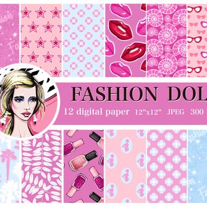 Könnte beinhalten: Ein Set aus 12 digitalen Papieren mit verschiedenen Mustern, darunter rosa Sterne, Lippen, Muscheln, Brillen, Palmen, Blätter, Nagellackflaschen und Blumen. Die Papiere sind 30,5 cm x 30,5 cm groß und haben eine Auflösung von 300 DPI. Der Text "FASHION DOLL" wird oben im Bild angezeigt.