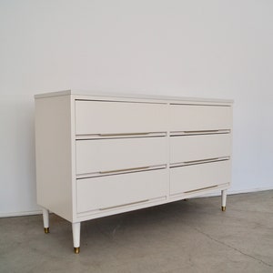 Gorgeous 1950's Mid-century Modern Hollywood Regency Dresser in White image 5