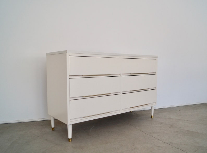 Gorgeous 1950's Mid-century Modern Hollywood Regency Dresser in White image 5