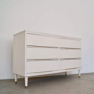 Gorgeous 1950's Mid-century Modern Hollywood Regency Dresser in White image 4