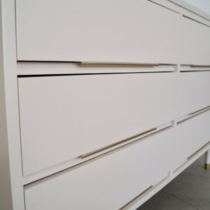 Gorgeous 1950's Mid-century Modern Hollywood Regency Dresser in White image 7