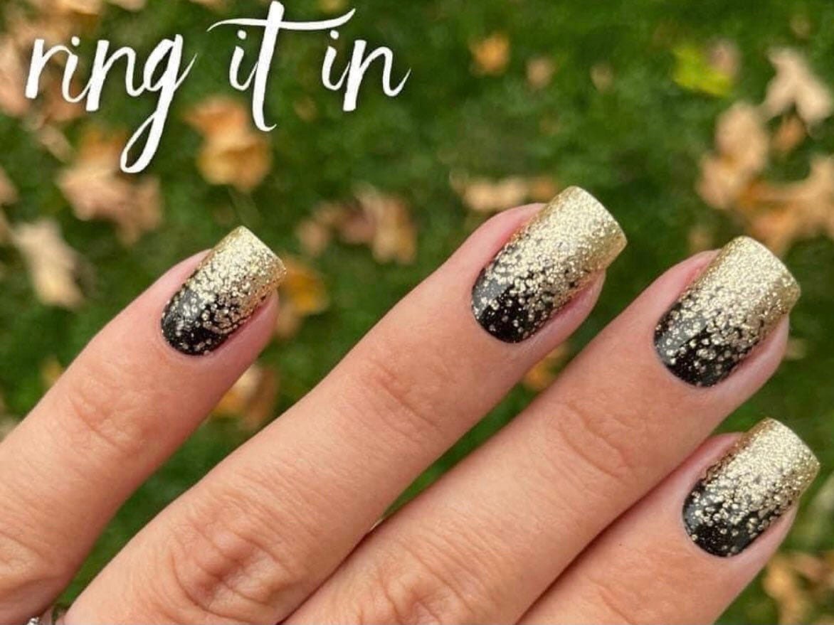 green emerald velvet dress Amazon.com: Acrylic Square Press on Nails Medium Length Black Fake Nails  Gold Shiny Artificial False Nails with Gold Foil Designs Full Cover  Artificial Stick on Nails for Women (style4, 0.10 Fl Oz ( main image 0