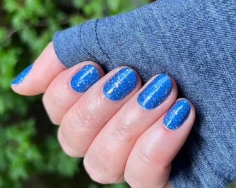 Charmeuse Blues - blue glitter - Color Street Nail Polish Strips