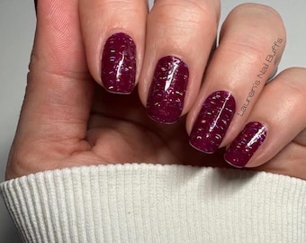 Aberdeen Aubergine Color Street With Matte Top Coat Divine Matter