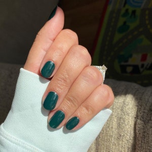Retired Wood You Rather Deep Green Color Street Nail Polish Strips