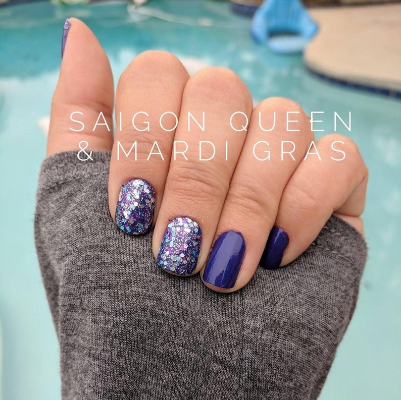 color street mardi gras mixed mani