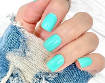 Hot Girl Summer Wicked Cool & Violet Shock Retired Color Street Nail Polish Strips