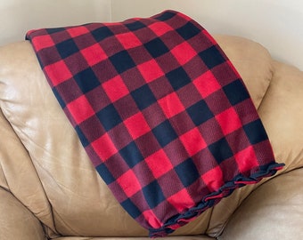 Buffalo Plaid Red and Black Cozy Fleece Hand Braided Blanket