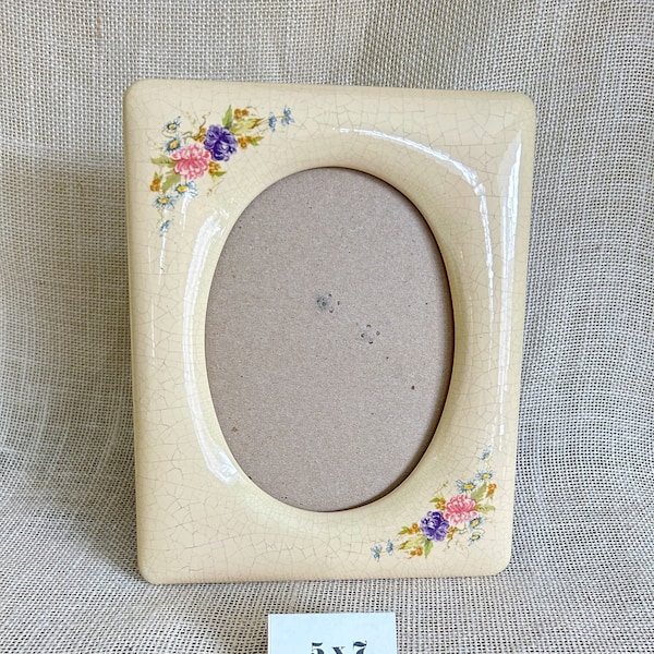 Vintage 5 x 7 Porcelain Frame--5x7 Oval Ceramic Frame with Crackle Glaze and Flowers--Tabletop Frame--Shabby Chic Picture Frame