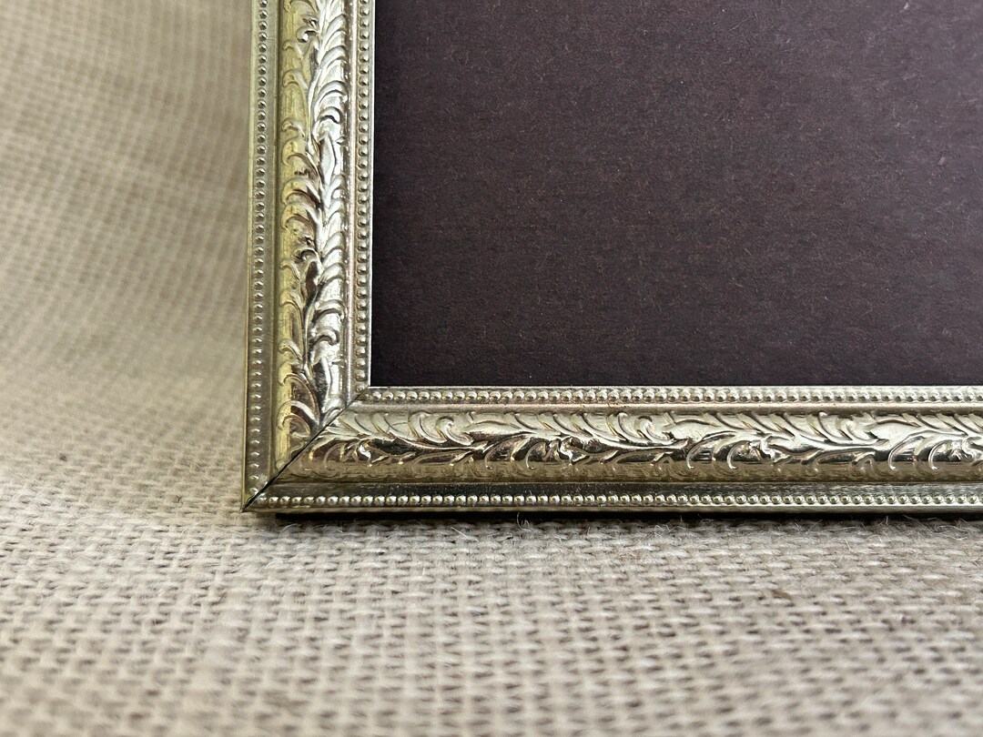 Vintage 8 X 10 Gold Metal Picture Frame8 X 10 Tabletop Etsy