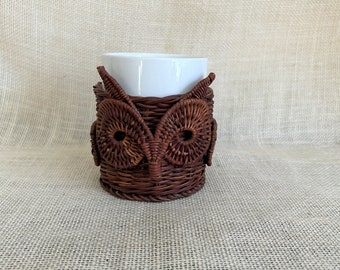 Vintage Owl Basket Mug--Owl Shaped Wicker Cup--Wicker Owl Mug--Owls--Owl Succulent Planter--Owl Pen Holder--Owl Brush Holder