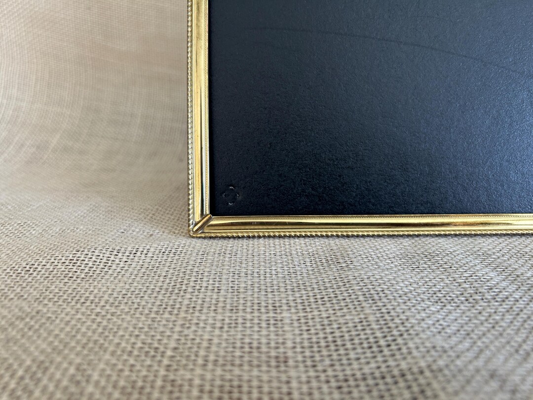 Vintage 8 X 10 Gold Metal Picture Frame--8 X 10 Pale Gold Tabletop ...