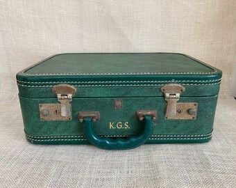 old suitcases for sale