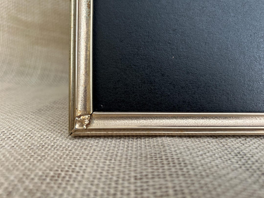 Vintage 8 X 10 Gold Metal Picture Frame8 X 10 Tabletop Easel-back ...