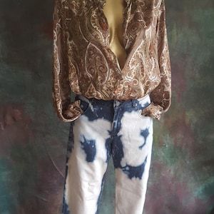fun and funky 1980s vintage bleached high waisted Madonna jeans