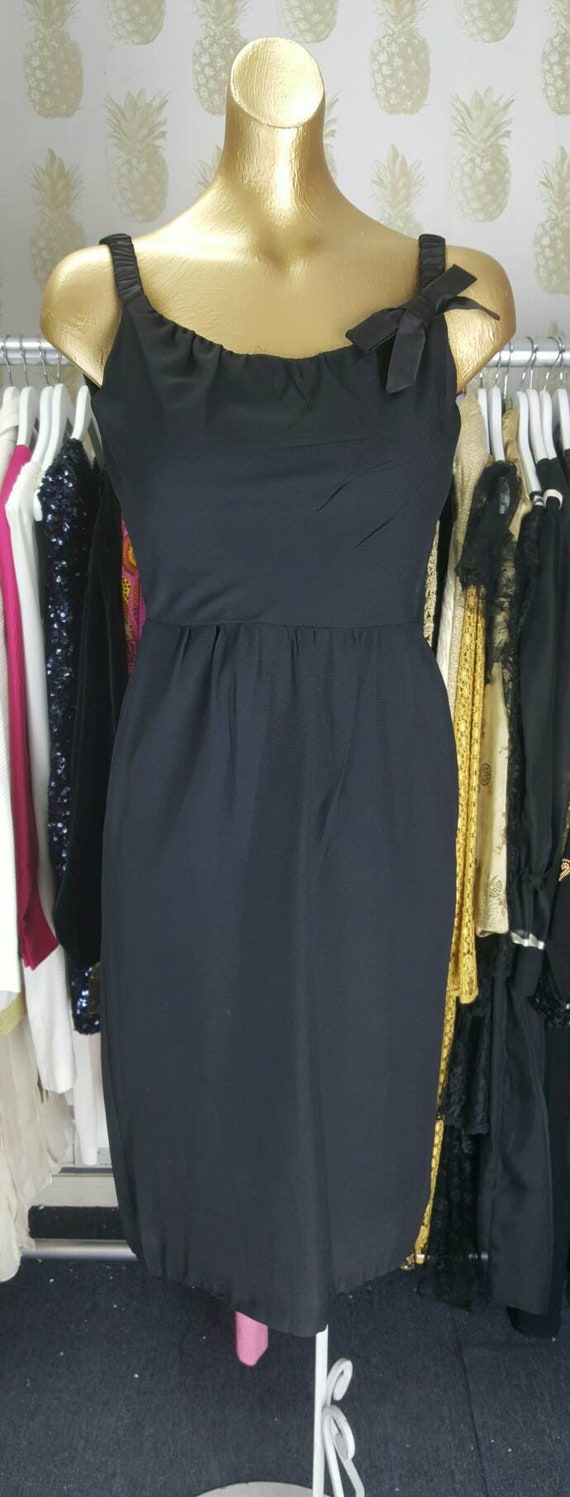 Vintage 50s little black wiggle dress