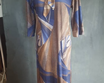 Lovely 1970s blue and stone coloured neck tie psychedelic geometric print midi dress
