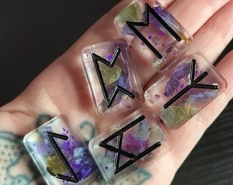 Runes Labradorite, Amethyst, Blue Lotus | Elder Futhark, Divination