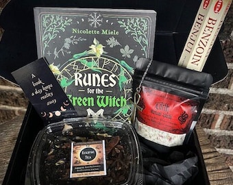 Runes for the Green Witch Gift Box