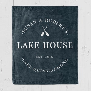 Custom Lakehouse Cabin Décor Blanket Personalized family name
