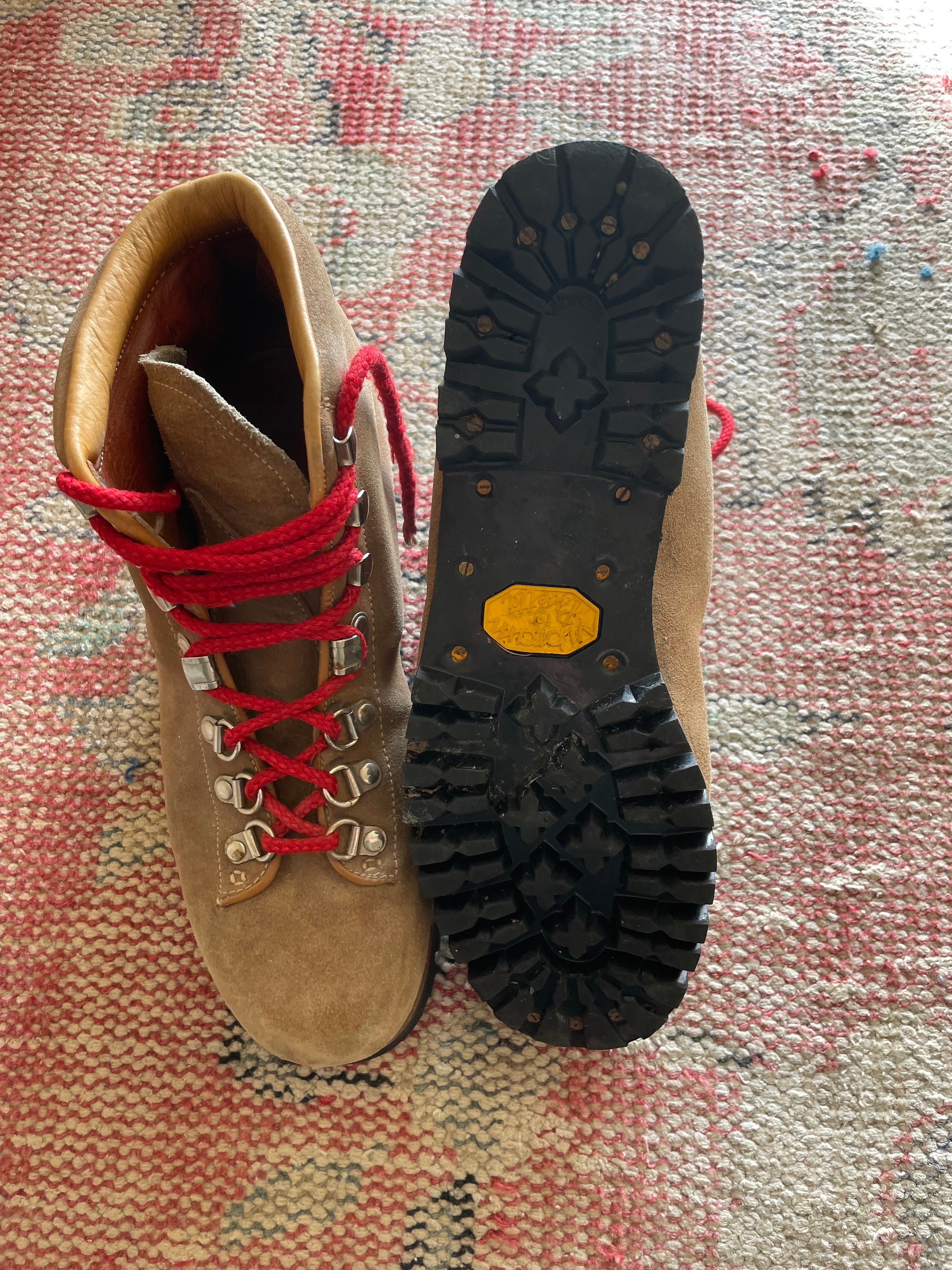 Italian Crafted PIVETTA for DMC Brown Leather Unisex Hiking  display picture 1