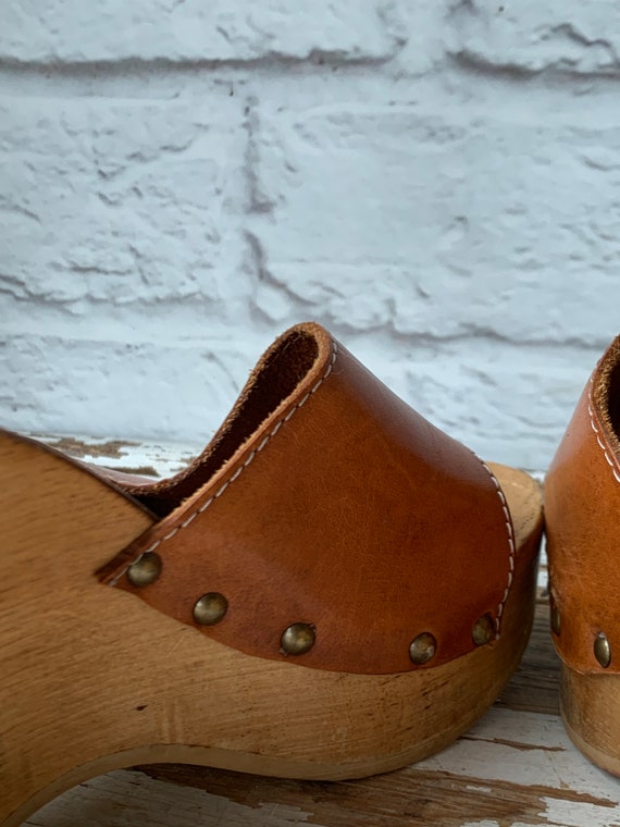 Vintage Wooden Rivet Wedge Sandals-Leather Paris … - image 4