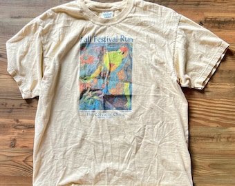 Vintage Run T Shirt - 2005 Corvallis Clinic  Shorts Sleeve Tee Size LARGE Yuki Hiratsuka