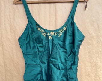 Vintage Victoria’s Secret Emerald Green Silk Camisole Top | Large | Gold Embroidered Floral Luxury Tank Lingerie Cami Cami Top