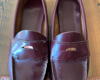 Vintage Leather Penny Loafers- Vintage C. H Bass Weejuns - Woman’s size 7B Brown Loafers