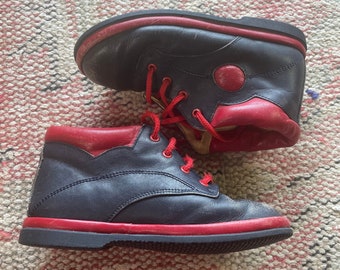 Zapatos de cuero vintage para niños pequeños - azul y rojo, talla 10, estilo amarre
