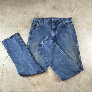 Vintage Wrangler Blue Denim -  Size 37 -  Jeans Denim Boyfriend Fit - Blue Jeans 37X36 inseam -