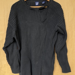 Vintage 90s GAP Ribbed Knit Sweater | Black Oversized | Distressed Crewneck | Size M | Grunge | Fraying