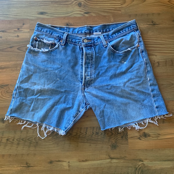 Vintage Levi’s 501  Shorts - Plus Size Cut Off Jeans - Levi’s Denim Size 34