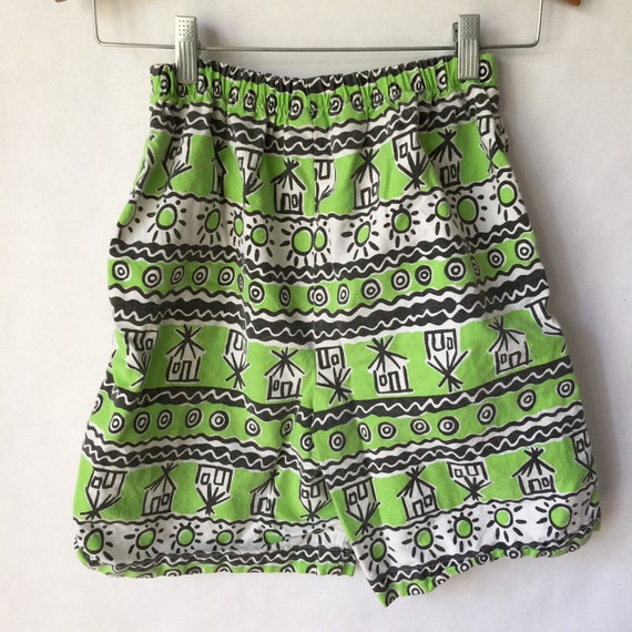 Vintage Green and Black Patterned Shorts - Size S… - image 2