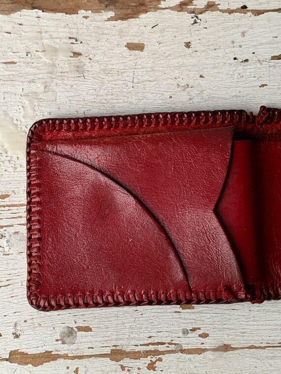 Red Leather Wallet - Vintage Bi Fold Wallet- Unis… - image 4