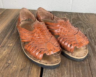 Vintage Authentic Mexican Huarache Sandals - Men’s Size 7 - Women’s 9 1/2 - 10 - Brown Leather - Handmade - Mexicanos - Shoes -