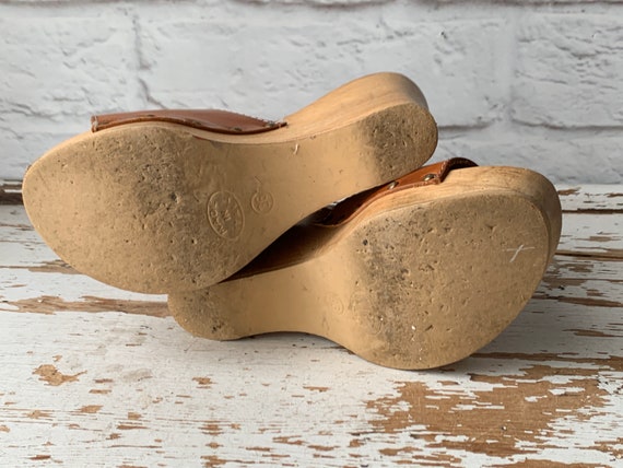 Vintage Wooden Rivet Wedge Sandals-Leather Paris … - image 7