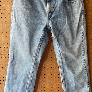 00s Distressed Denim - Size 33X28 - 100% Cotton - L.L. Bean - Classic -