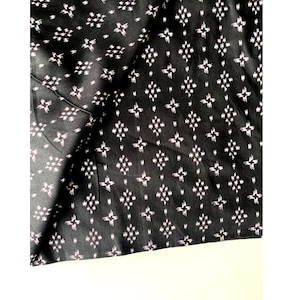 Ikat Print on Cotton, Cross Ikat Print, Woven fabric, Indian Cotton Fabric, Boho Fabric, Printed Ikat by the yard,black and white color.
