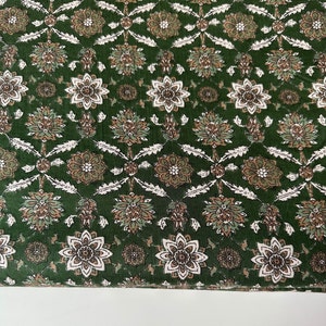 Stampa Jaal in cotone stampato a mano verde bottiglia, stampa natalizia, tessuto verde scuro, stampa a blocchi combinata, tagliato su misura, batista indiano