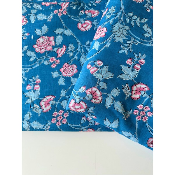 Imprimé bloc fait main, coton indien, batiste imprimé estampé à la main, imprimé lotus bleu et rose, couture courtepointe tissu tendance pour la maison
