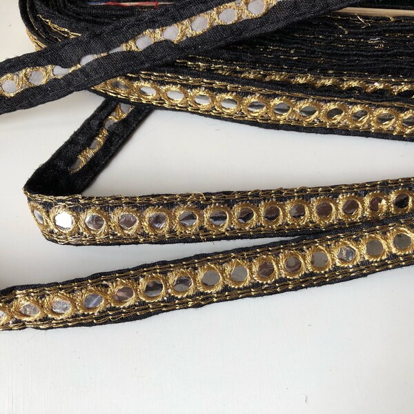 Black and Gold Mirror Trim, Festive Indian Trim, Boho Fashion Trim, Sari border embellishment, ribbon trim by the yard, 1.5 cms - half inch