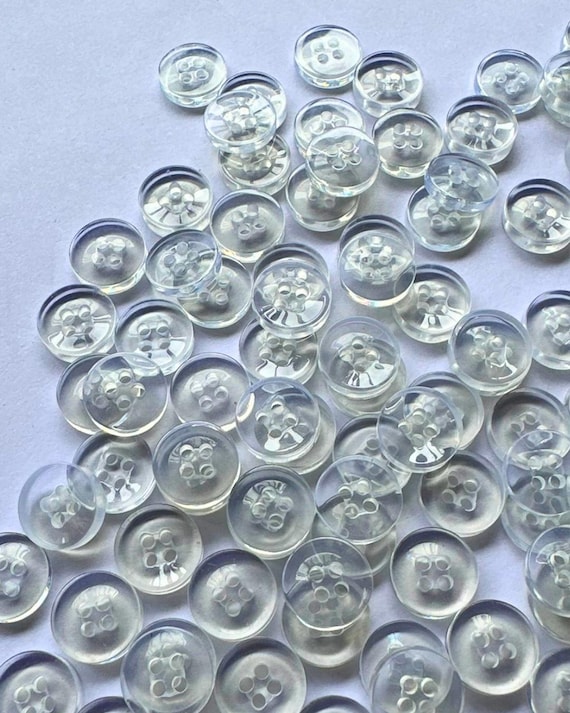 Clear transparent buttons, see through buttons 4 hole buttons, 11.5mm Buttons, Sewing Buttons, Plastic Buttons, 2mm thickness, 18L Button,