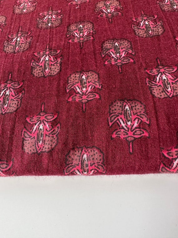 Maroon Hand Block Printed Cotton, Holiday Print, Madder dyed fabric, Combination block print fabric 127 cms Cuts, Indian cambric Cotton