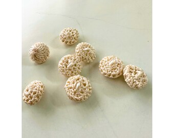 Crocheted Off White buttons, Shank sewing buttons, Fancy Craft Buttons, set of 5 buttons, 1.8 cm diameter,  Ships free with another item