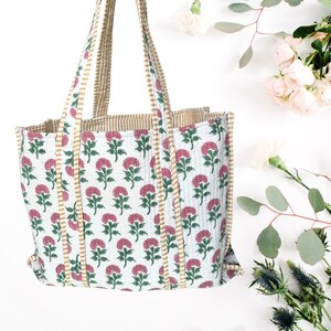 Grand sac fourre-tout imprimé à la main - Sac fourre-tout floral réversible durable en coton matelassé réversible, sac rose imprimé Buti