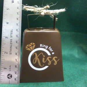 Kuhglocke braun, Hochzeitsglocken, Kussglocken, Hochzeitsliebe, Ring für einen Kuss, Kuhglocke